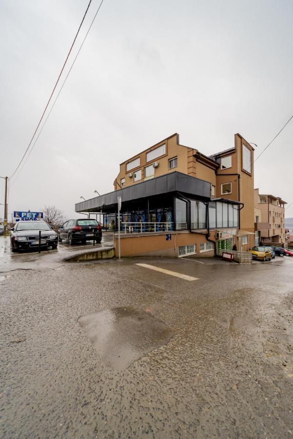 Port 1 Διαμέρισμα Βελιγράδι Εξωτερικό φωτογραφία